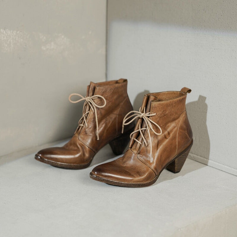 Women Lace Up Short Boots Washed Horse Leather Black/Khaki/Light Brown –  Dwarves Shoes