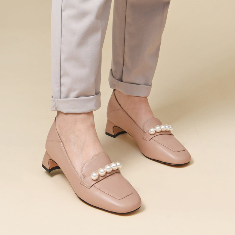 Pearls-Detailed Leather Loafers for Women Black/Bean Paste â Dwarves Shoes