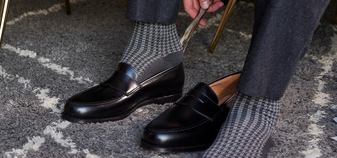 How to trying shoes on at home?