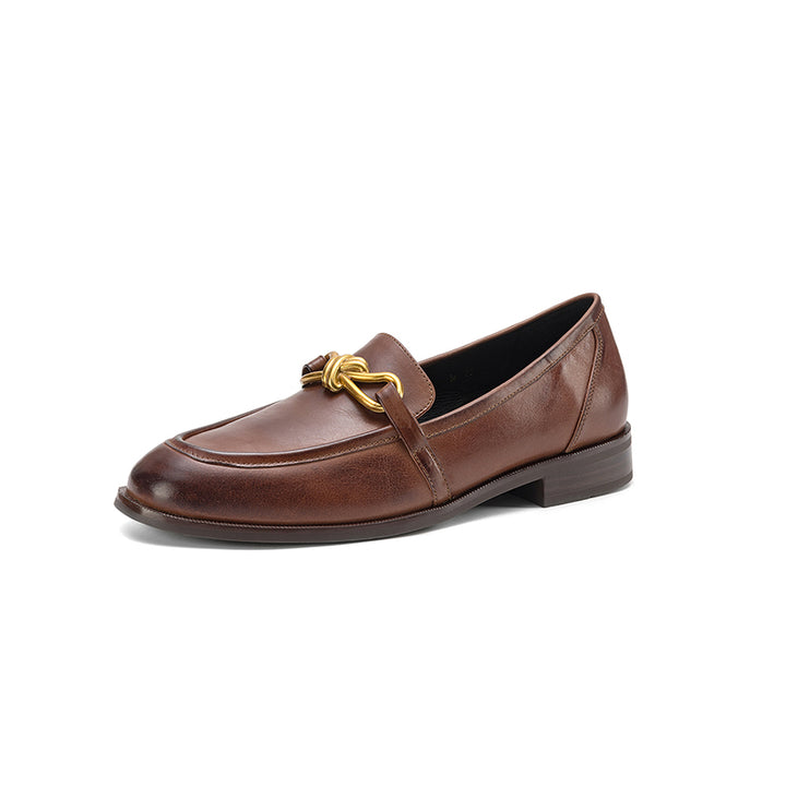 Mocassins chunky rétro en cuir véritable pour femmes, chaussures à plateforme à bout rond, chaîne en métal, faites à la main en noir/marron