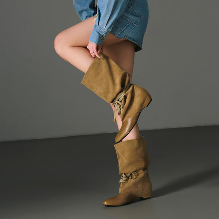 Bottes courtes en cuir suédé à bout amande pour femmes, rétro, western, avec bord en léopard en Noir/Marron thé