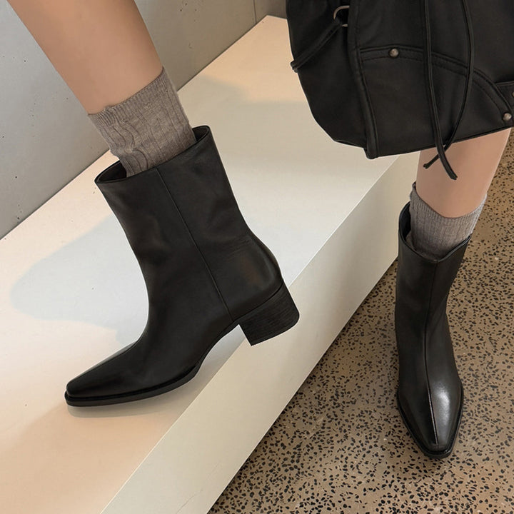 Bottes de cheville à bout pointu en cuir de mouton pour femmes en noir/marron