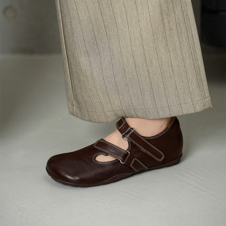 Handmade Vintage Cutout Leather Mary Jane Flats for Women with Hidden Lift in Black/Brown