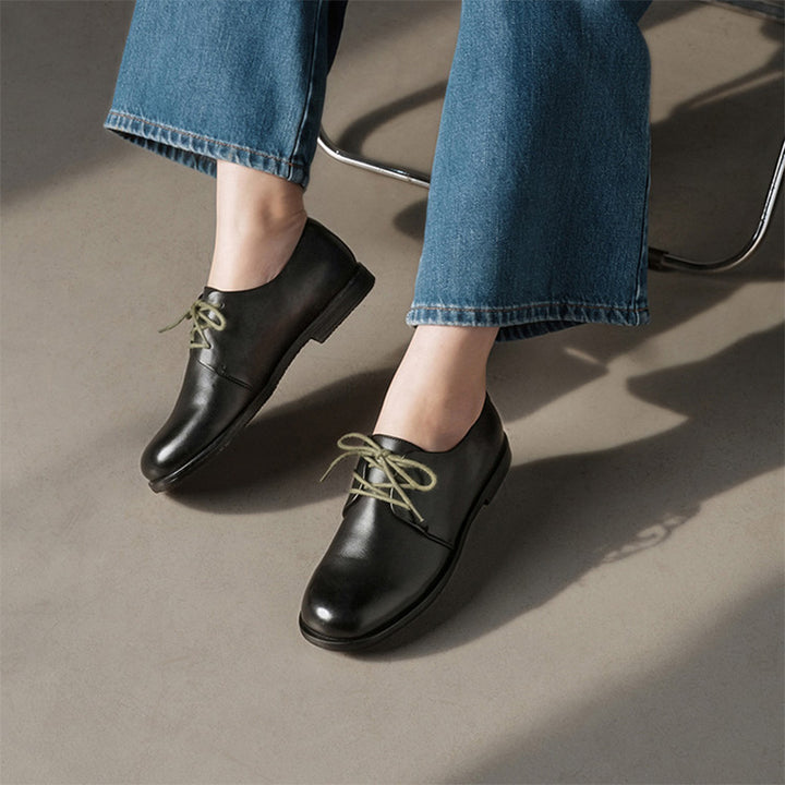 Handmade Vintage Horse Leather Derby Shoes Lace-Up Flat Oxfords for Women in Black
