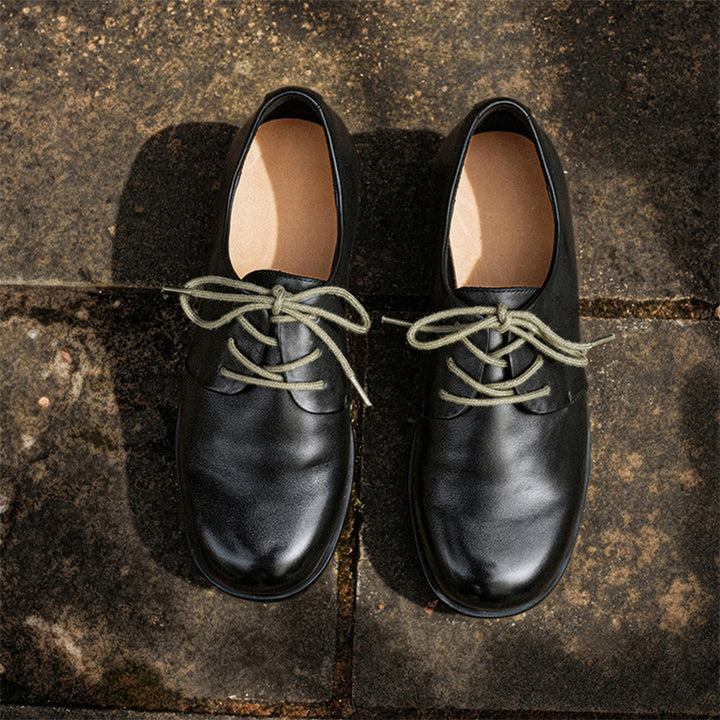 Handmade Vintage Horse Leather Derby Shoes Lace-Up Flat Oxfords for Women in Black