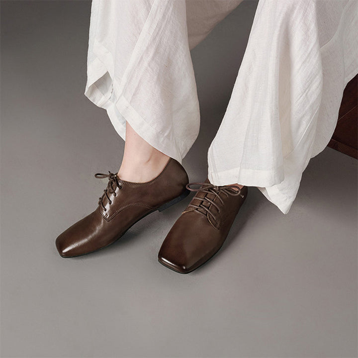 Handmade Vintage Horse Leather Derby Shoes Square Toe Flat Oxfords for Women in Black/Coffee
