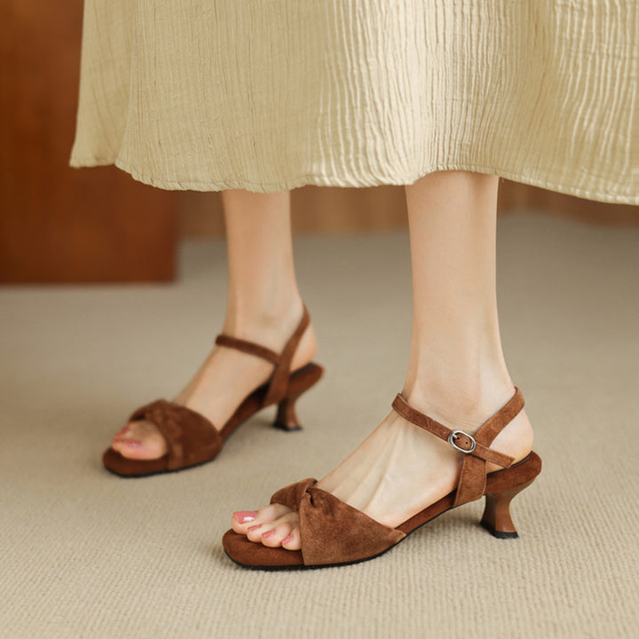 Vintage Suede Slingback Sandals Square Toe Twist Front Kitten Heel Shoes in Brown/Blue