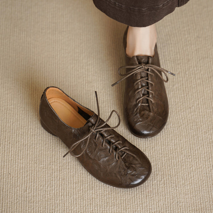 Retro Hand-textured Cow Leather Lace Up Oxford Shoes Dress Shoes in Brown/Red