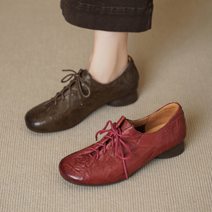 Retro Hand-textured Cow Leather Lace Up Oxford Shoes Dress Shoes in Brown/Red