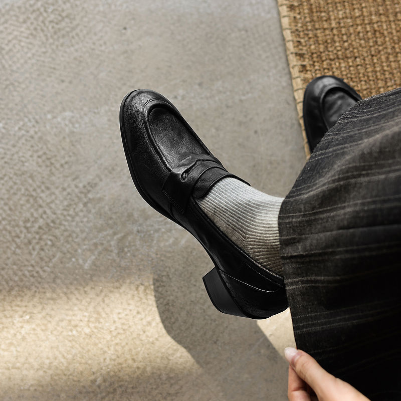 Retro 50mm Block Heel Soft Leather Penny Loafers in Black/Brown