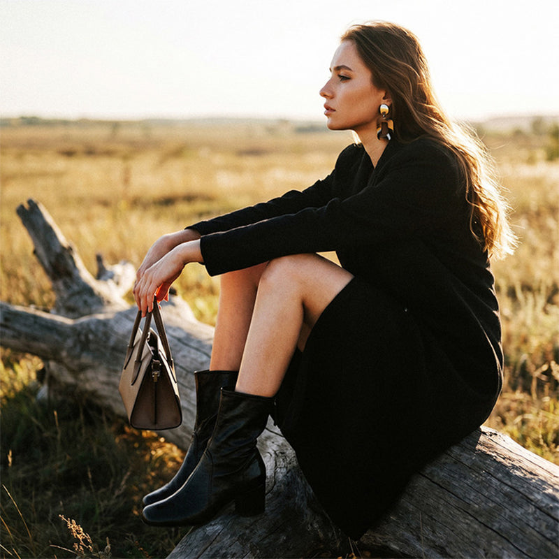 Handmade Vegetable-Tanned Sheepskin Glove Ankle Boots with Rear Zipper in Black/Brown