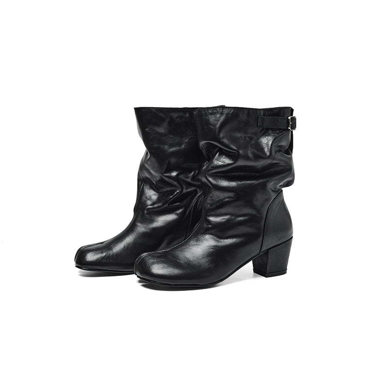 Designer Vegetable-Tanned Cowhide Tabi Slouch Mid-Calf Boots with Buckle Strap in Black/Apricot