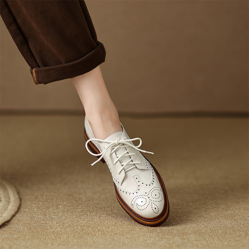 Vintage Full Brogue Leather Platform Oxford Shoes for Women in Black/Beige