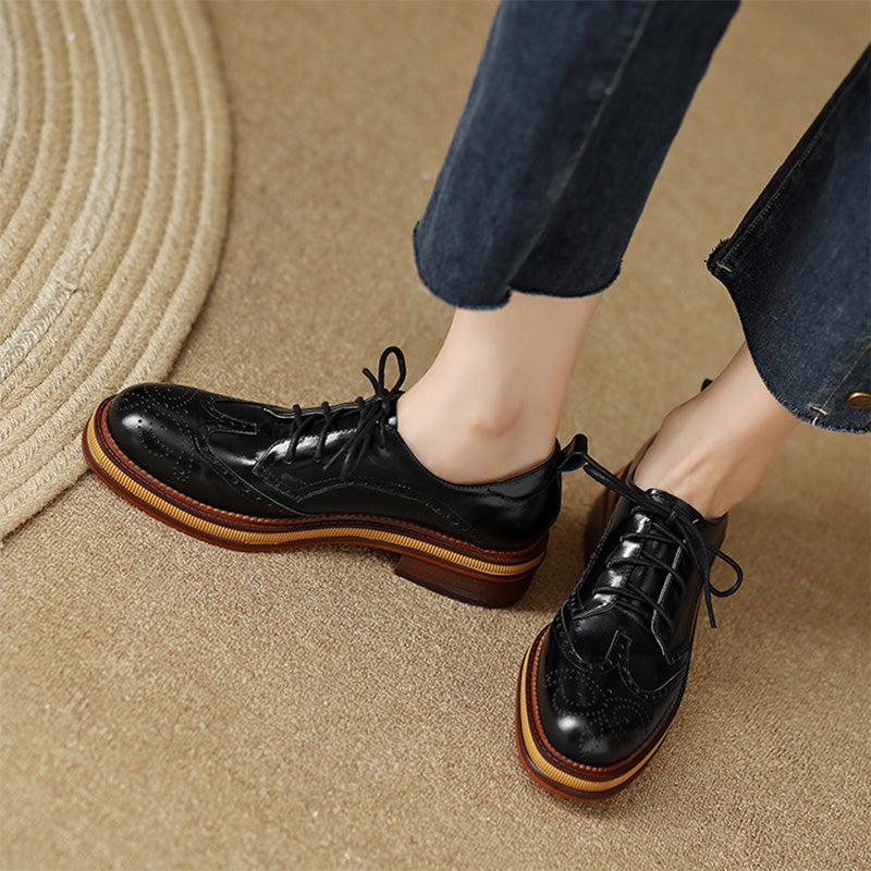 Vintage Full Brogue Leather Platform Oxford Shoes for Women in Black/Beige