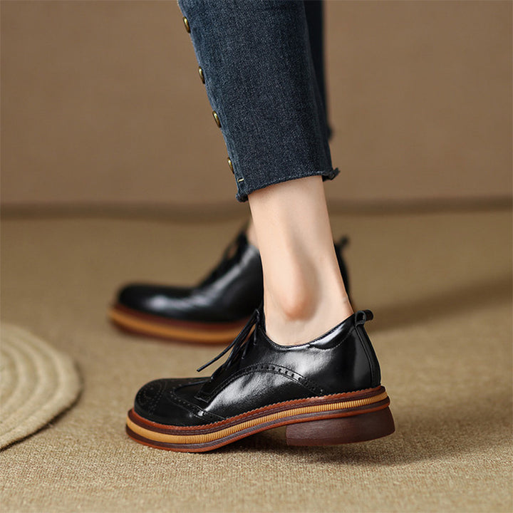 Vintage Full Brogue Leather Platform Oxford Shoes for Women in Black/Beige