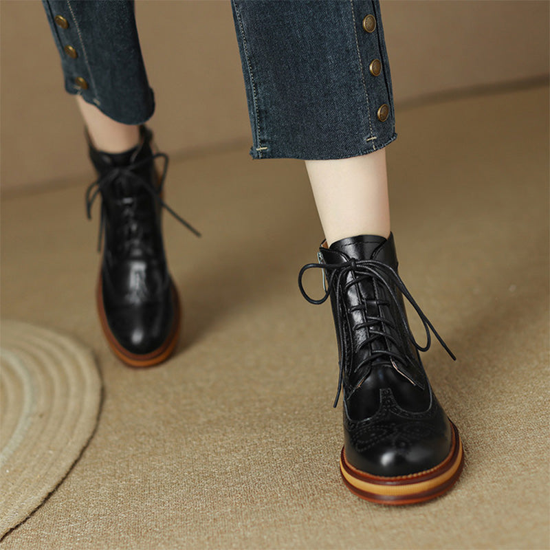 Vintage Leather Full Brogue Lace-Up Ankle Boots for Women in Black/Beige