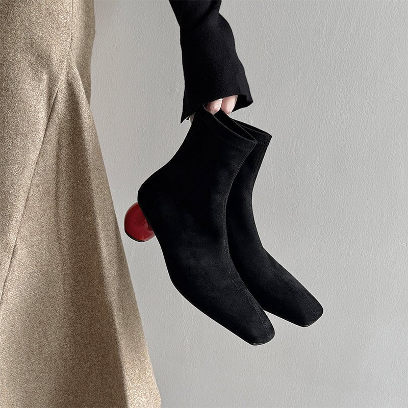  Boots 