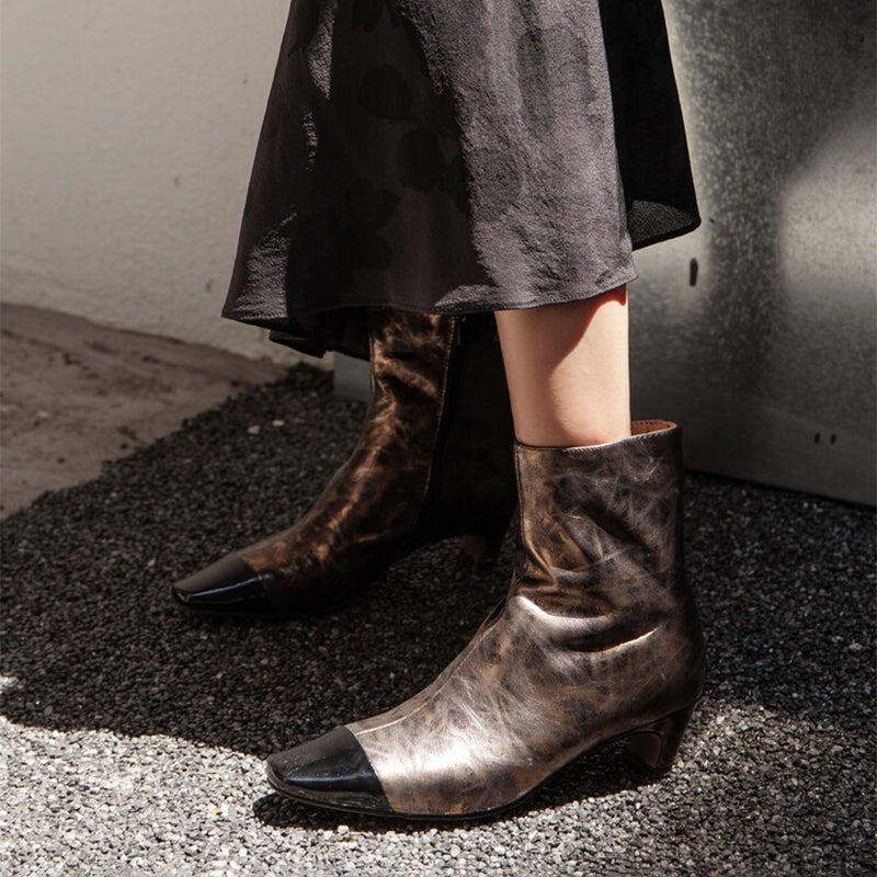  Boots 