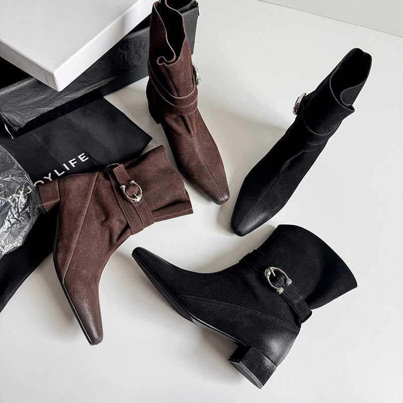  Boots 