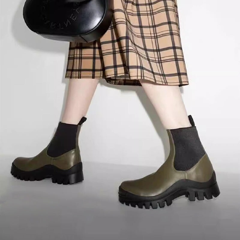  Boots 