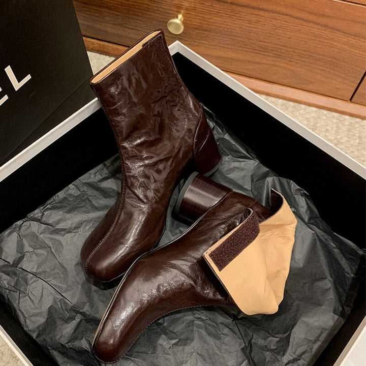  Boots 