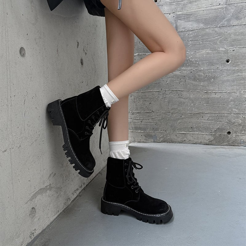  Boots 