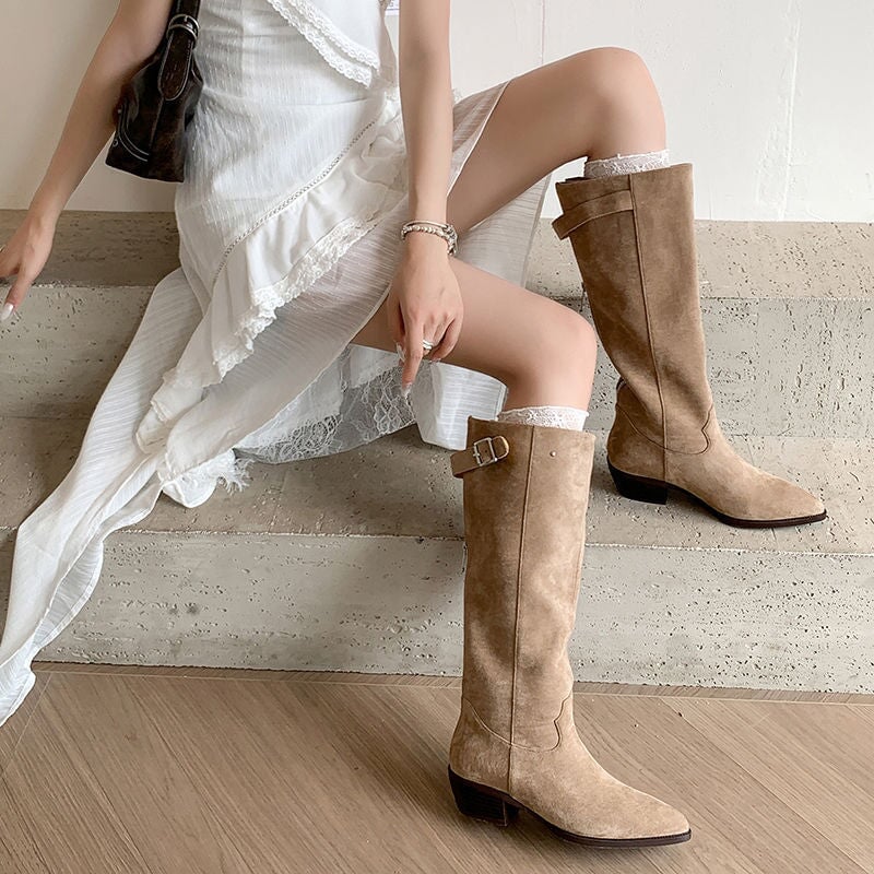  Boots 