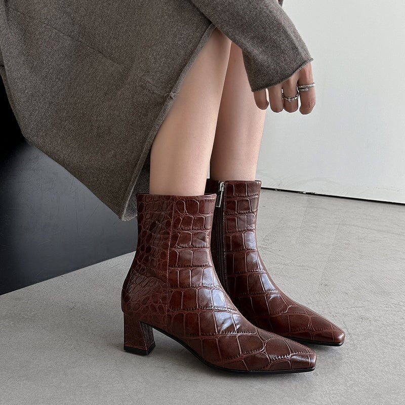  Boots 
