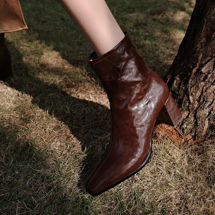  Boots 