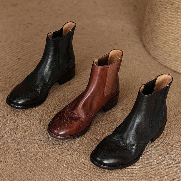  Boots 