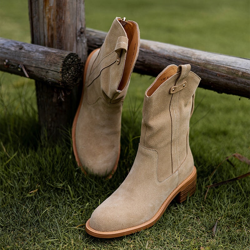  Boots 