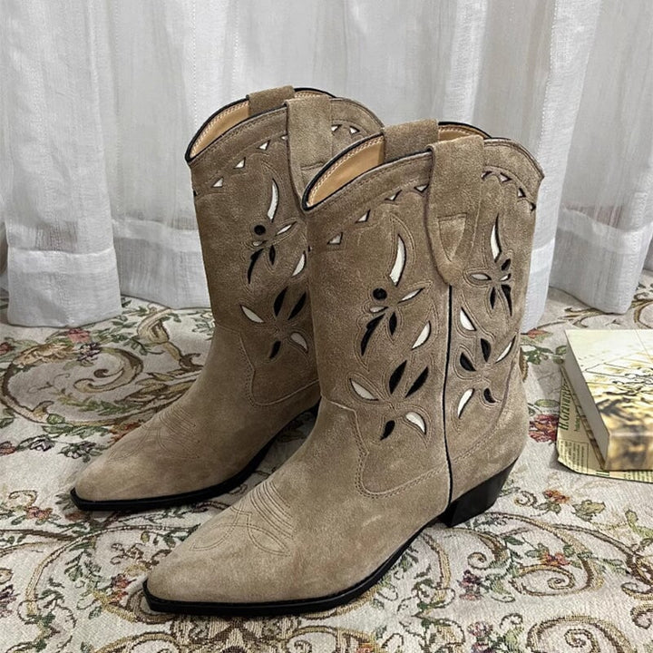  Boots 