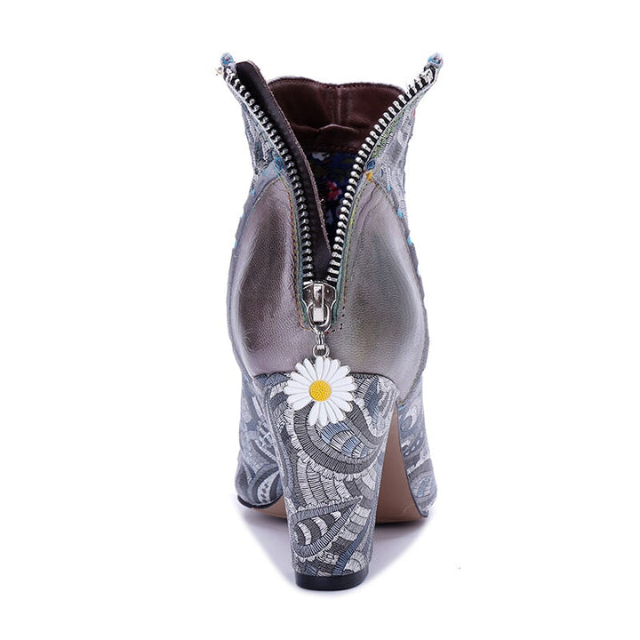  Boots 