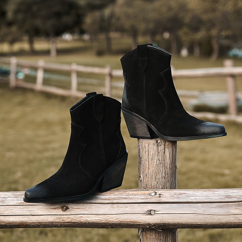  Boots 