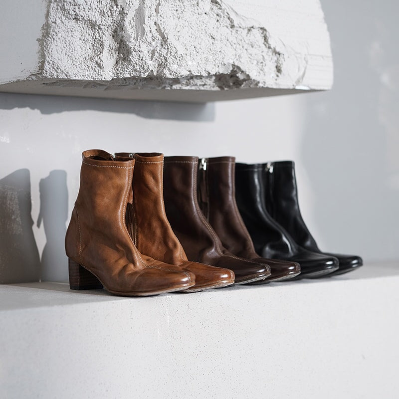  Boots 
