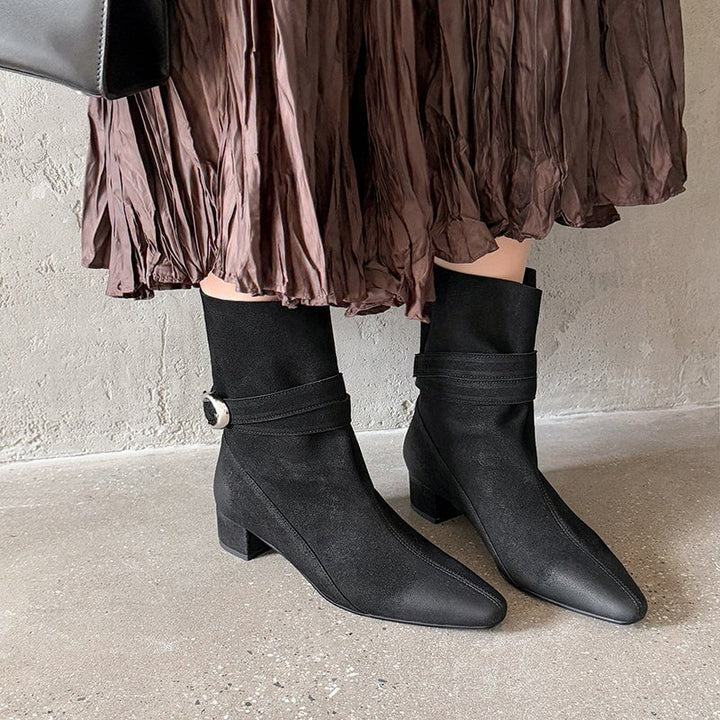  Boots 
