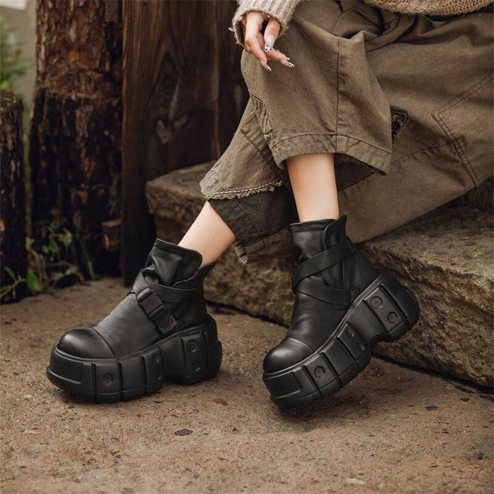  Boots 