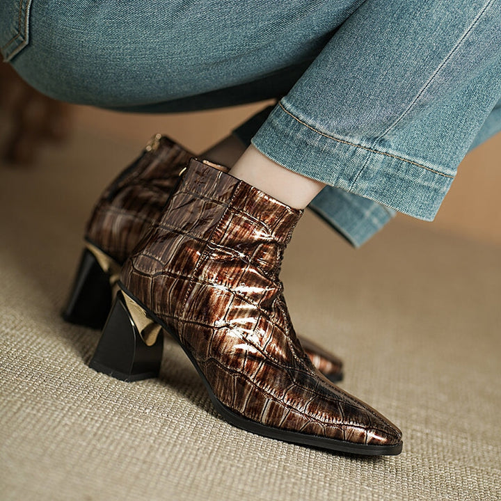  Boots 