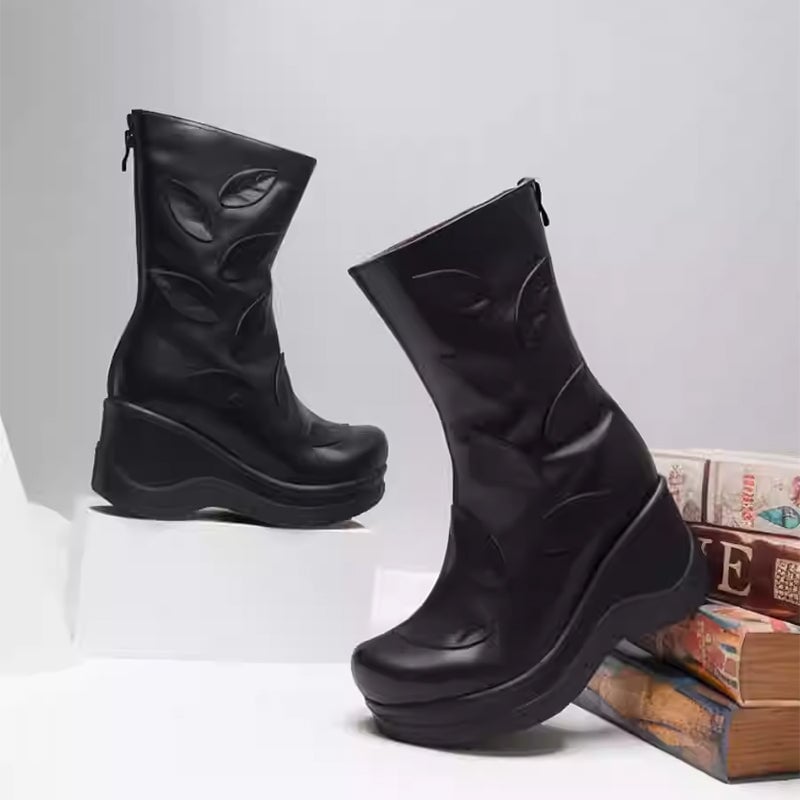  Boots 