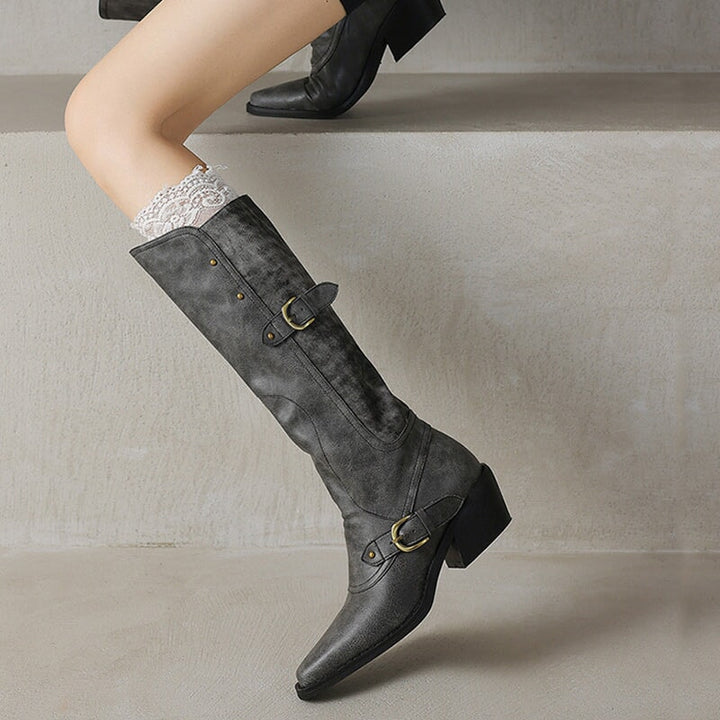  Boots 