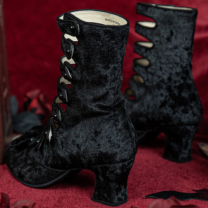  Boots 