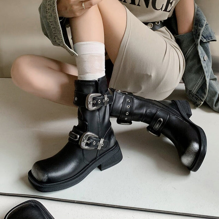  Boots 