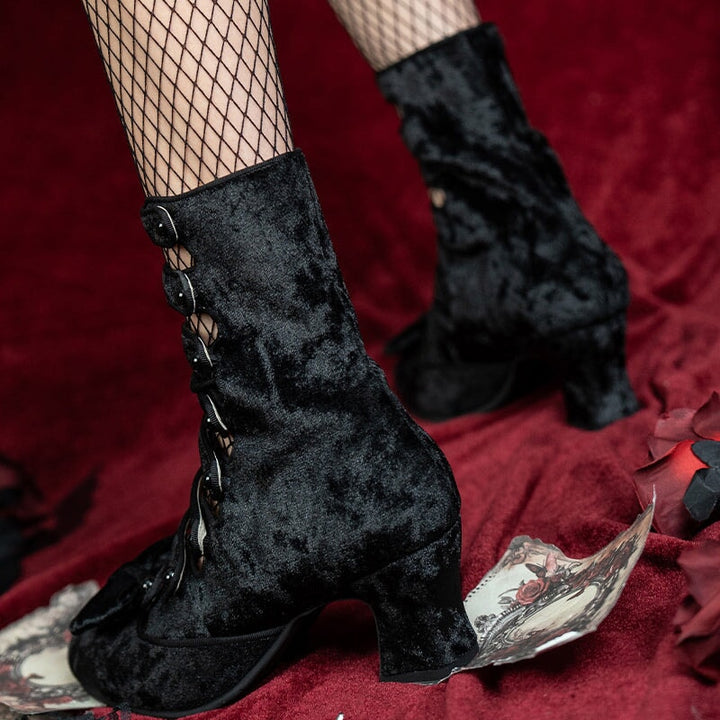  Boots 