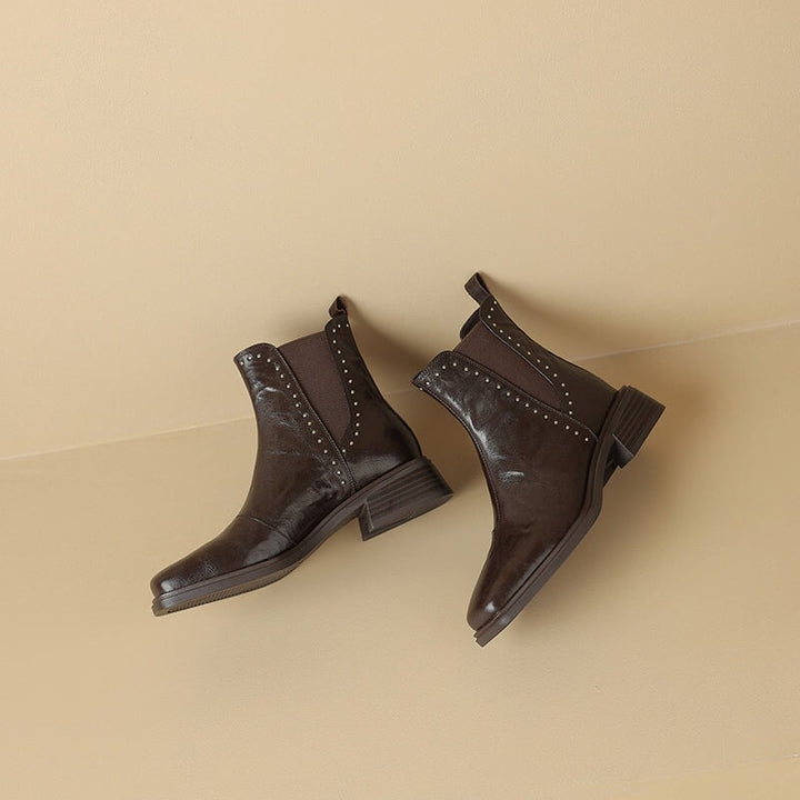  Boots 