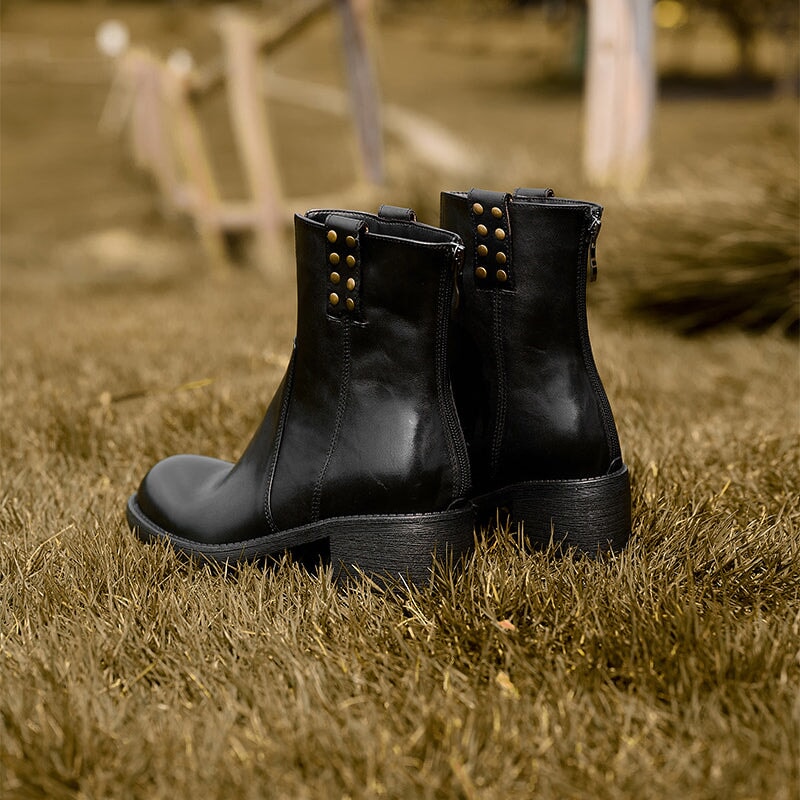  Boots 