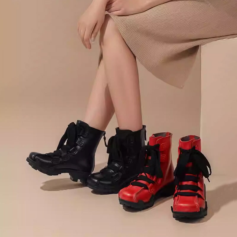  Boots 