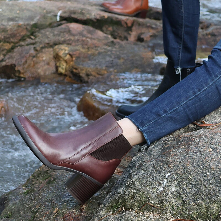  Boots 