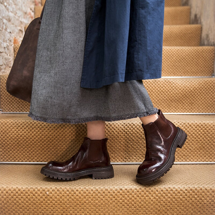  Boots 