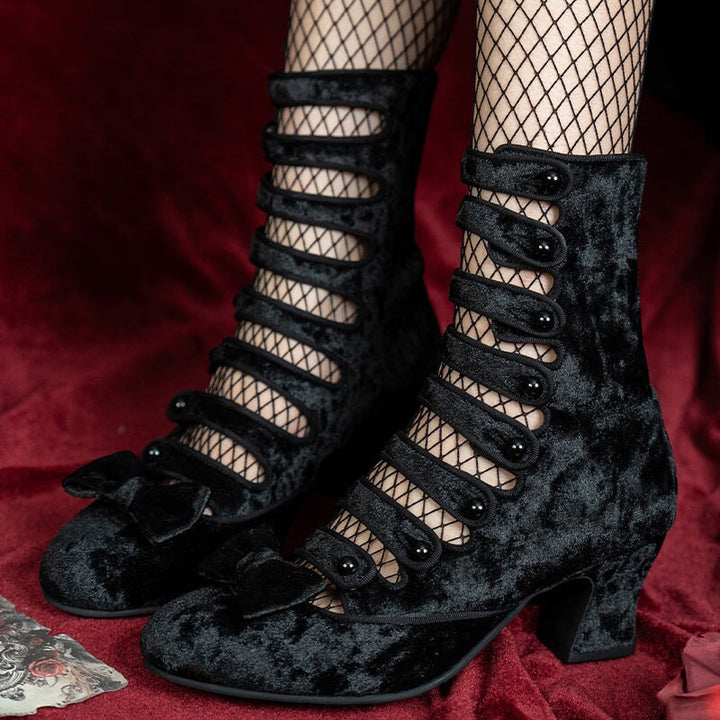  Boots 