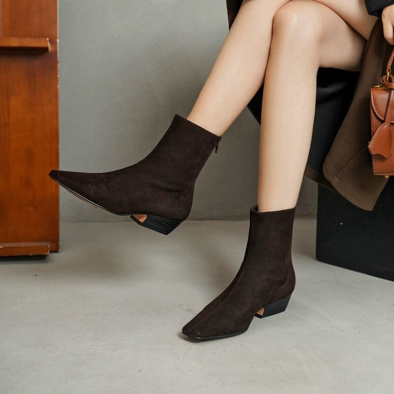  Boots 